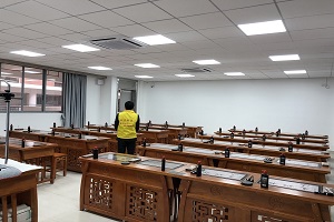  廣東茂名市礪儒中學